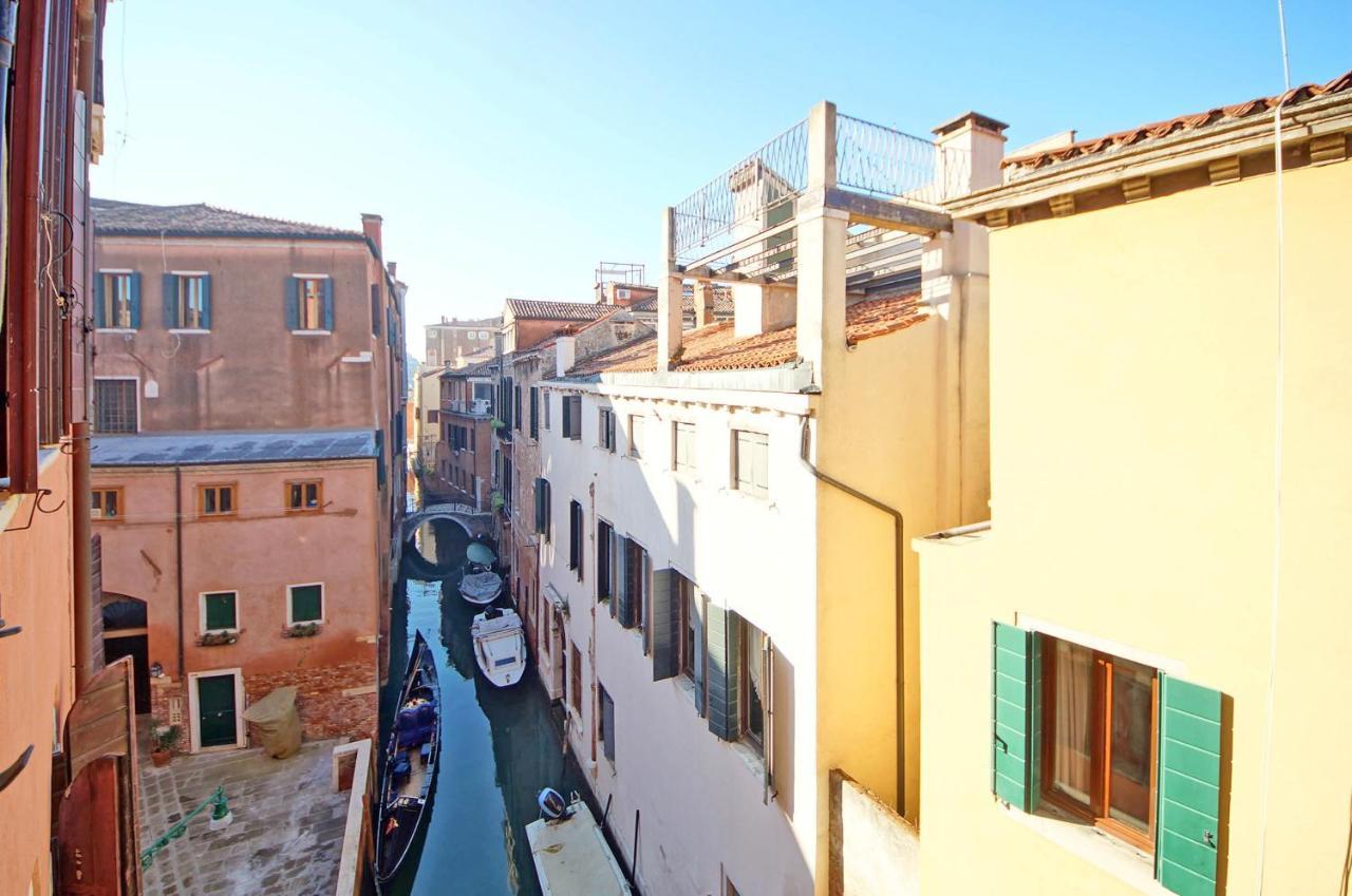 Ca' Circus 4 Rooms Wi-Fi Fibre Venecia Exterior foto