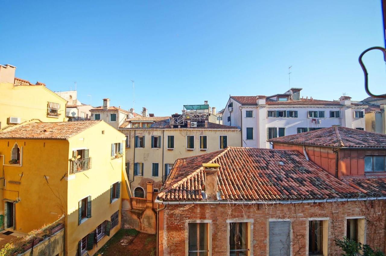 Ca' Circus 4 Rooms Wi-Fi Fibre Venecia Exterior foto